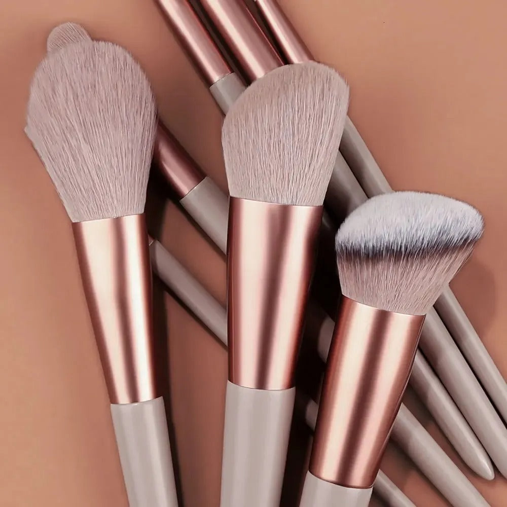 WANTER 13 Pcs Makeup Brushes Set Soft hair Loose Powder Eyeshadow Concealer Contour Eyeliner Brush Foundation Makeup Brush Beauty Cosmetic tools